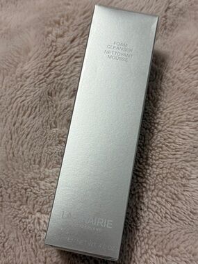 La Prairie Foam Cleanser